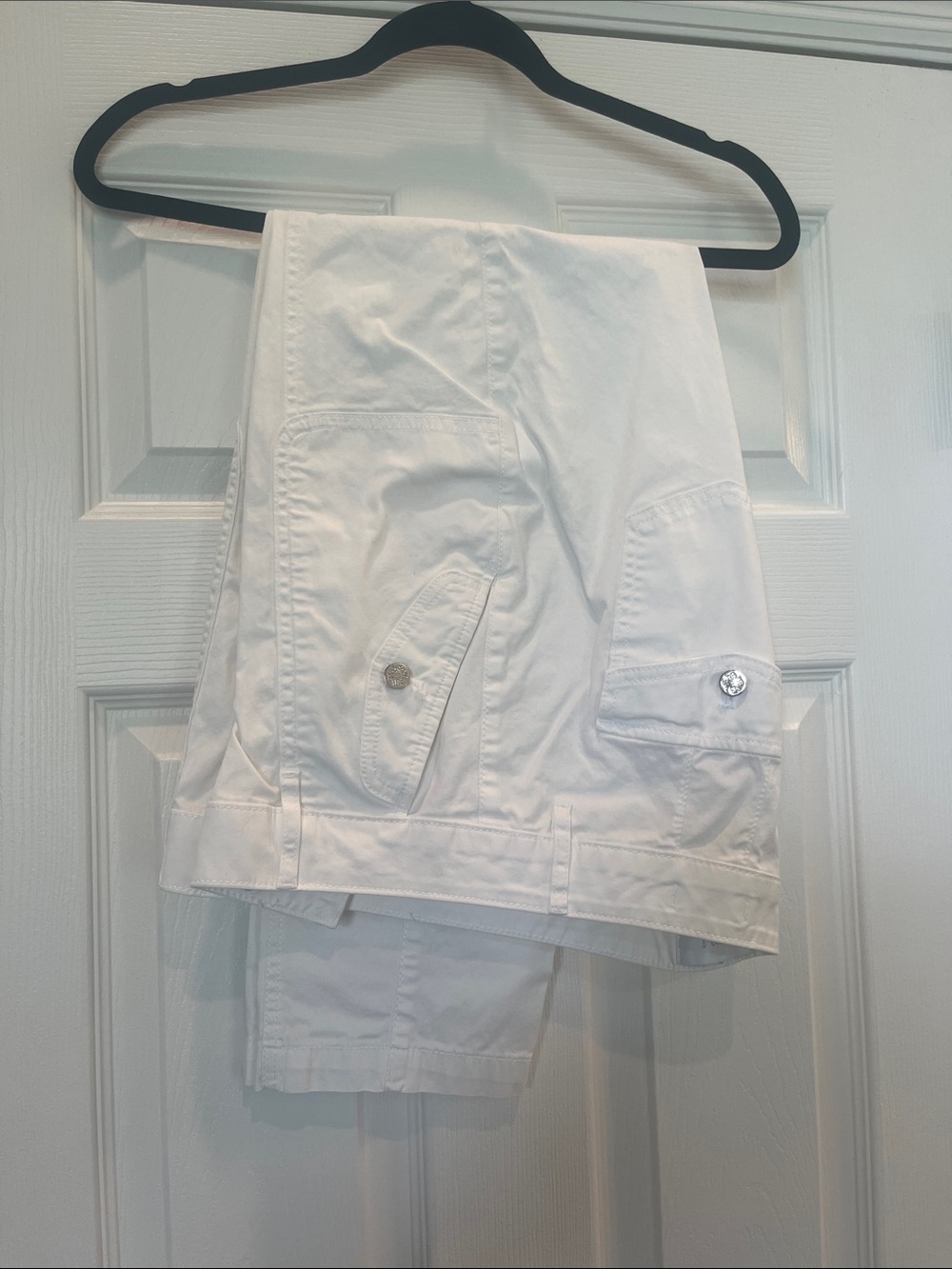 White House Black Market White Button-Front Pants